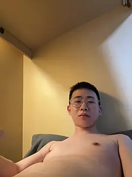 Snapshot of slutpuppy_ chatting on July 7, 1:37 pm slutpuppy online show from July 7, 1:37 pm