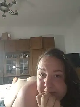 Hungarian plus size girl online show from June 25, 10:36 pm