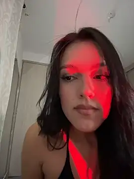 Snapshot of shantalgray__ chatting on July 31, 2:44 am shantalgray online show from July 31, 2:44 am