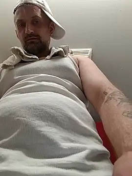 Snapshot of FitnessDaddy chatting on July 1, 6:15 am FitnessDaddy online show from July 1, 6:15 am