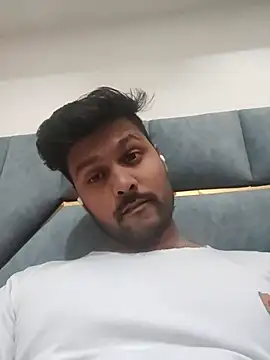 Snapshot of Yoursunnysuraj chatting on June 27, 9:03 am Yoursunnysuraj online show from June 27, 9:03 am