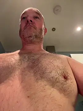 Snapshot of BritishRugbyDaddy chatting on July 7, 8:46 pm BritishRugbyDaddy online show from July 7, 8:46 pm
