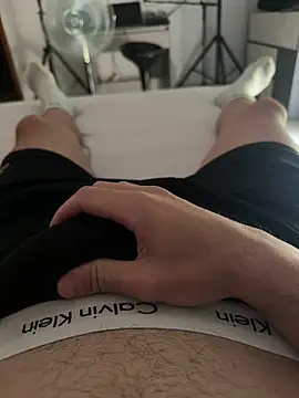 teenboy999 online show from July 2, 4:51 am