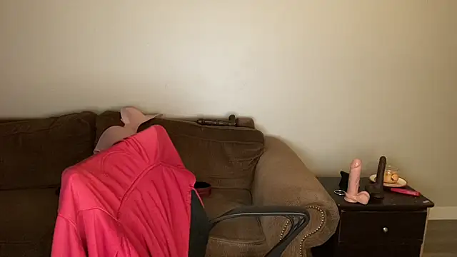 Snapshot of silverbanger3 chatting on March 8, 5:44 am silverbanger3 online show from March 8, 5:44 am