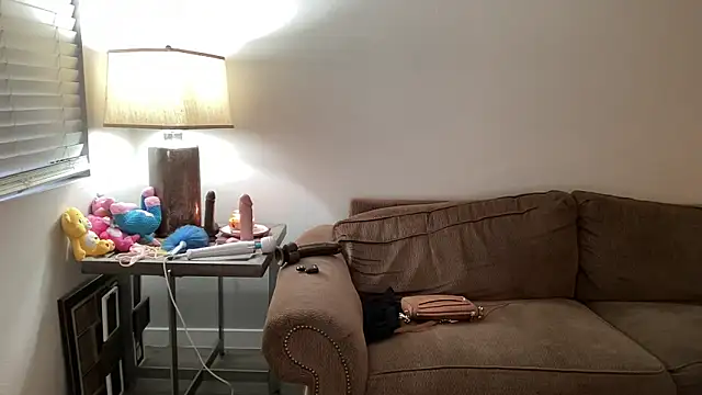 Snapshot of silverbanger3 chatting on March 12, 12:06 am silverbanger3 online show from March 12, 12:06 am