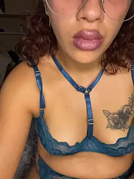 BiaaSexxy online show from July 19, 6:33 pm