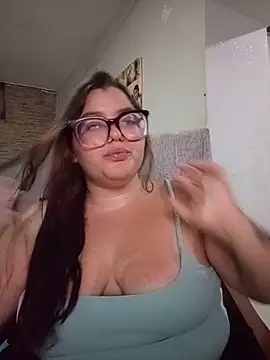 Snapshot of tudiabla06 chatting on June 29, 1:12 am tudiabla06 online show from June 29, 1:12 am