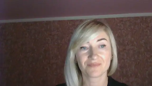 moonlightAnna online show from July 8, 11:53 pm