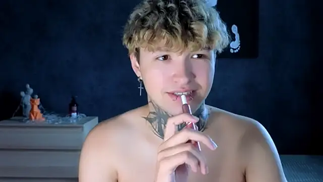 JonnyDarkk online show from July 14, 9:14 am