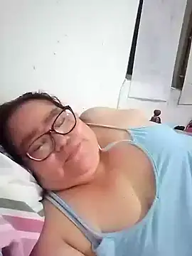 ricagordita1987 online show from June 30, 3:51 am