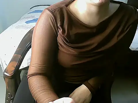 Snapshot of Xo_Manvii chatting on June 30, 7:31 am Xo Manvii online show from June 30, 7:31 am