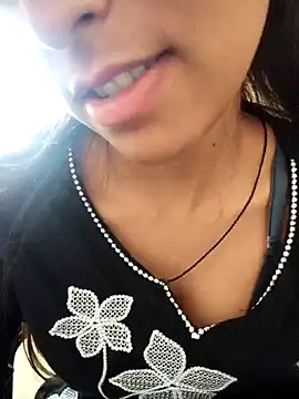 Snapshot of miss_queen_3202 chatting on July 7, 6:58 am miss queen 3202 online show from July 7, 6:58 am