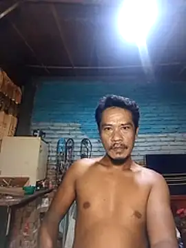 maxwel20 online show from August 2, 9:46 pm