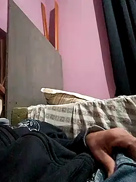 Snapshot of brunoupp99 chatting on July 26, 4:42 am brunoupp99 online show from July 26, 4:42 am