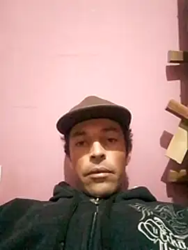 Snapshot of brunoupp99 chatting on July 30, 8:57 am brunoupp99 online show from July 30, 8:57 am
