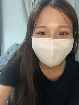 YUNA 033 online show from July 21, 11:01 am