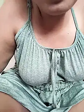 YourSchika online show from July 19, 1:04 pm