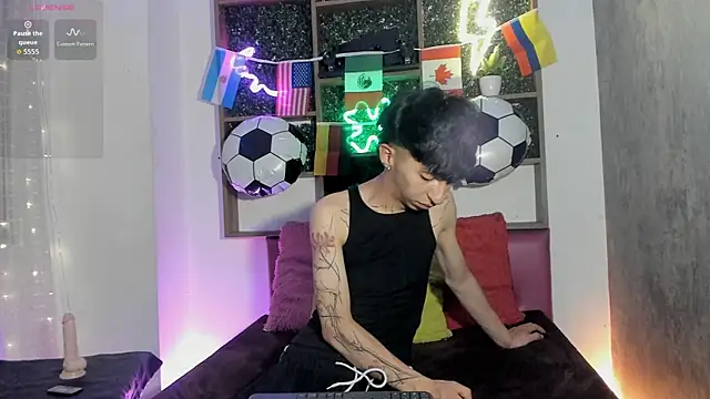 Dominik lux online show from July 7, 6:47 am