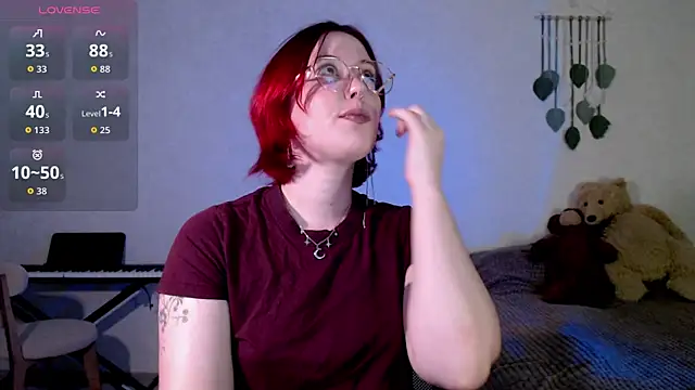 ember lune online show from August 3, 2:22 pm