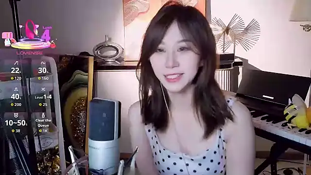 Snapshot of Koda-c1 chatting on July 11, 6:05 am Koda-c1 online show from July 11, 6:05 am