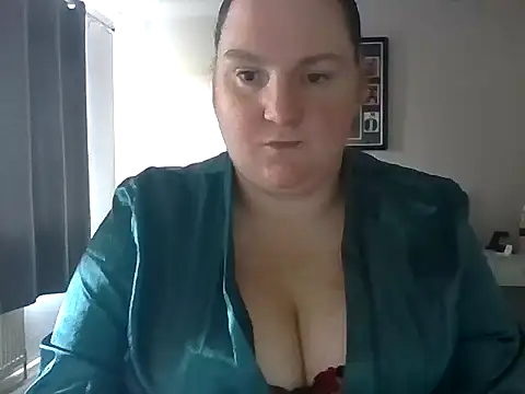 Snapshot of LumaBelleX chatting on July 23, 8:45 am LumaBelleX online show from July 23, 8:45 am