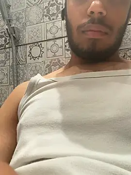 Snapshot of hottie_daddy chatting on July 7, 10:41 am hottie daddy online show from July 7, 10:41 am