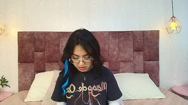 Snapshot of SamanthaFairyy chatting on July 6, 3:03 pm SamanthaFairyy online show from July 6, 3:03 pm