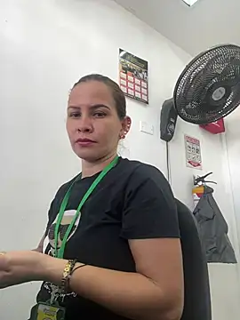 Snapshot of RoseFenix chatting on July 14, 1:28 pm RoseFenix online show from July 14, 1:28 pm