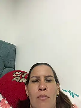 Snapshot of RoseFenix chatting on July 16, 3:12 am RoseFenix online show from July 16, 3:12 am