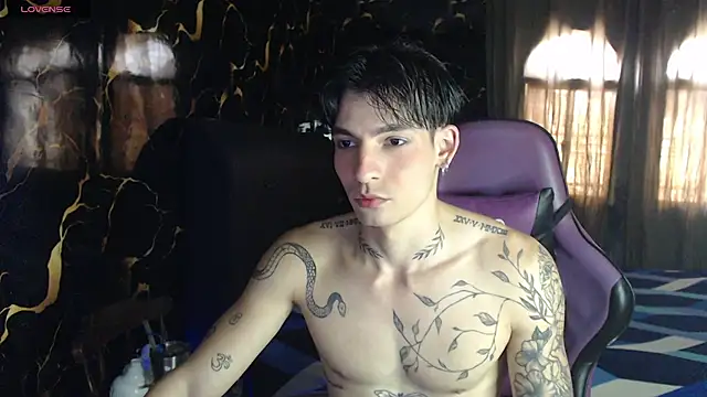 Snapshot of apolo_new chatting on July 14, 9:42 pm apolo new online show from July 14, 9:42 pm