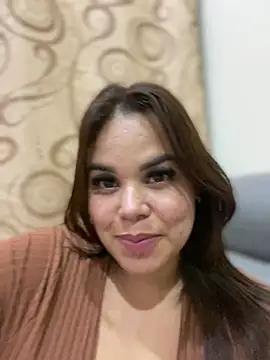 Snapshot of AliceStarshine chatting on March 7, 1:20 am AliceStarshine online show from March 7, 1:20 am