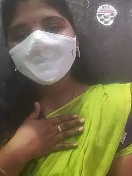 Snapshot of Roja_sexy chatting on July 18, 4:00 pm Roja sexy online show from July 18, 4:00 pm