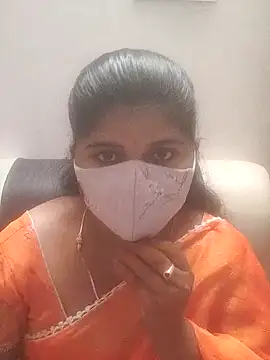 Snapshot of Roja_sexy chatting on August 1, 5:23 pm Roja sexy online show from August 1, 5:23 pm