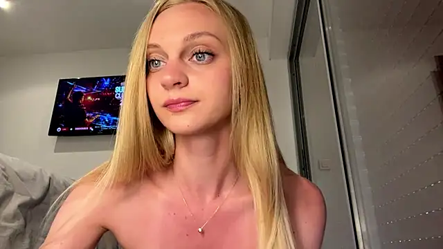 IsadoraLivas online show from July 8, 4:33 pm