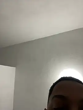 18Wellingto online show from August 6, 11:17 pm