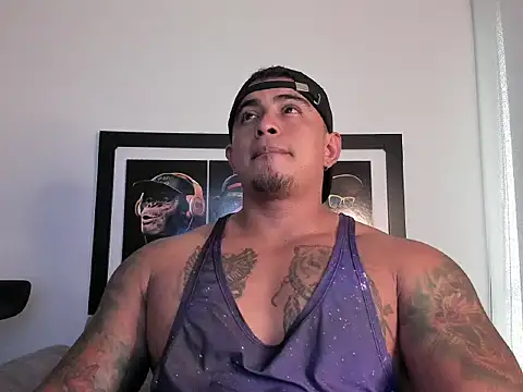 Snapshot of Maxcarrther chatting on July 12, 6:32 pm Maxcarrther online show from July 12, 6:32 pm