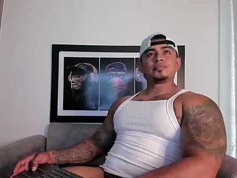 Snapshot of Maxcarrther chatting on July 14, 7:19 pm Maxcarrther online show from July 14, 7:19 pm