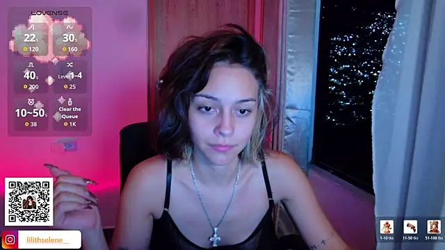 lilithselene online show from July 11, 12:35 am