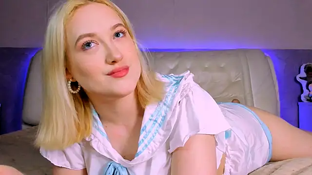 sofiflorens online show from July 25, 8:23 am