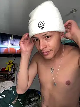 Snapshot of Daniel__mm chatting on July 15, 3:06 pm Daniel mm online show from July 15, 3:06 pm