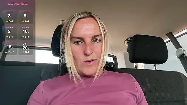 Spicy-Peach online show from August 3, 2:11 pm
