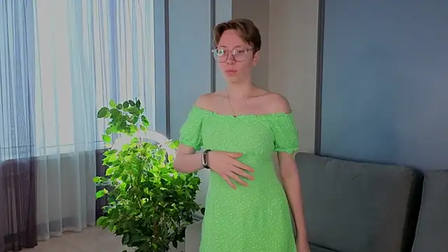 JulietaSthole online show from July 9, 1:31 am