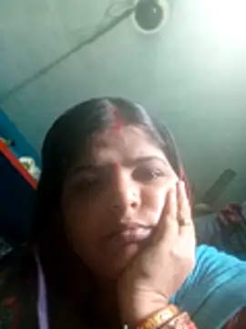 Snapshot of hot_bhabi1 chatting on July 7, 4:15 am hot bhabi1 online show from July 7, 4:15 am