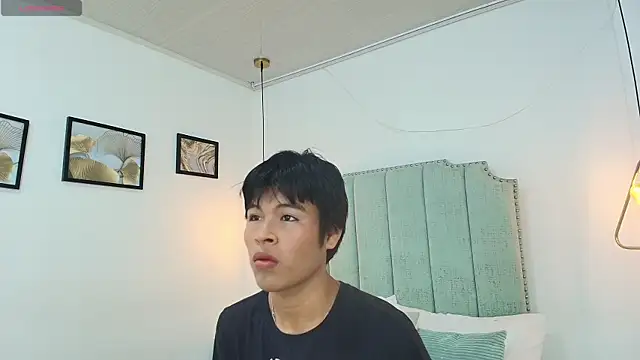 EmmaCameron online show from July 8, 4:44 pm