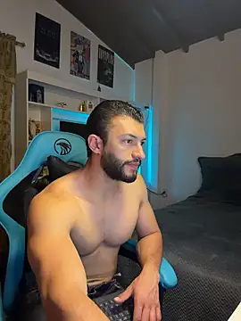 Snapshot of KING_TURCO chatting on July 15, 2:06 am KING TURCO online show from July 15, 2:06 am