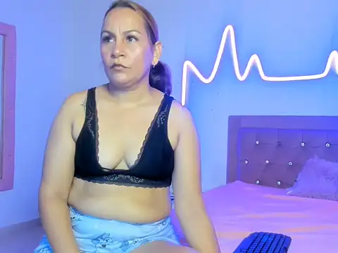 Scarlett michel online show from July 8, 7:51 pm