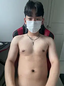 kr hotguy1 online show from July 14, 1:41 am