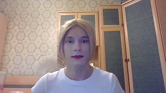 Snapshot of Ariyaaaaaaaa chatting on July 8, 7:51 pm Ariyaaaaaaaa online show from July 8, 7:51 pm