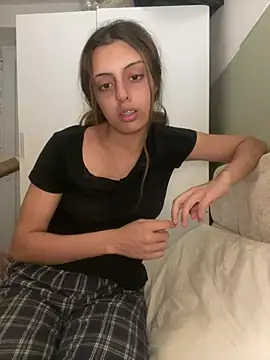 yourdreamgirlxxo online show from July 19, 9:51 pm