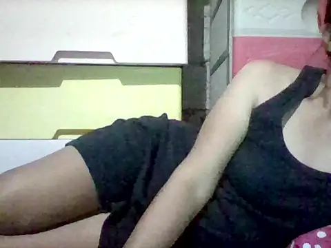 Snapshot of pinay4u69 chatting on July 23, 5:55 pm pinay4u69 online show from July 23, 5:55 pm